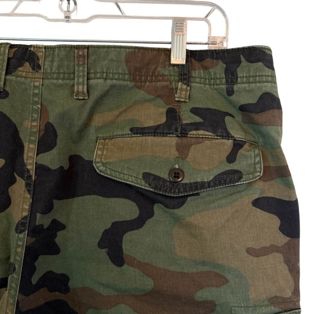 Gap Green Camo 11 Inch Cargo Shorts Men Size 38 Woodland Camouflage Cotton Baggy - Picture 9 of 13